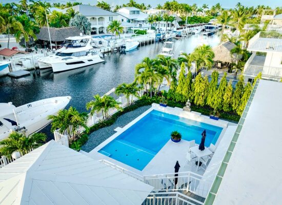 09-key-largo-pool