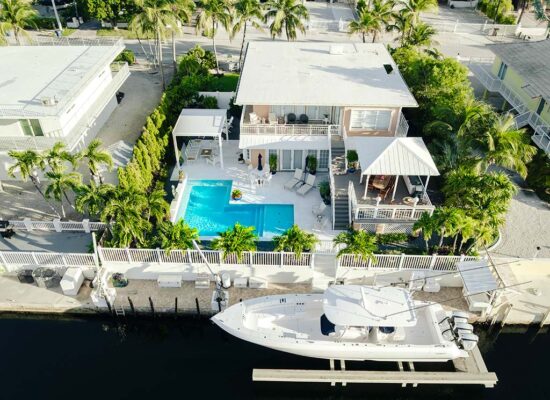10-key-largo-pool