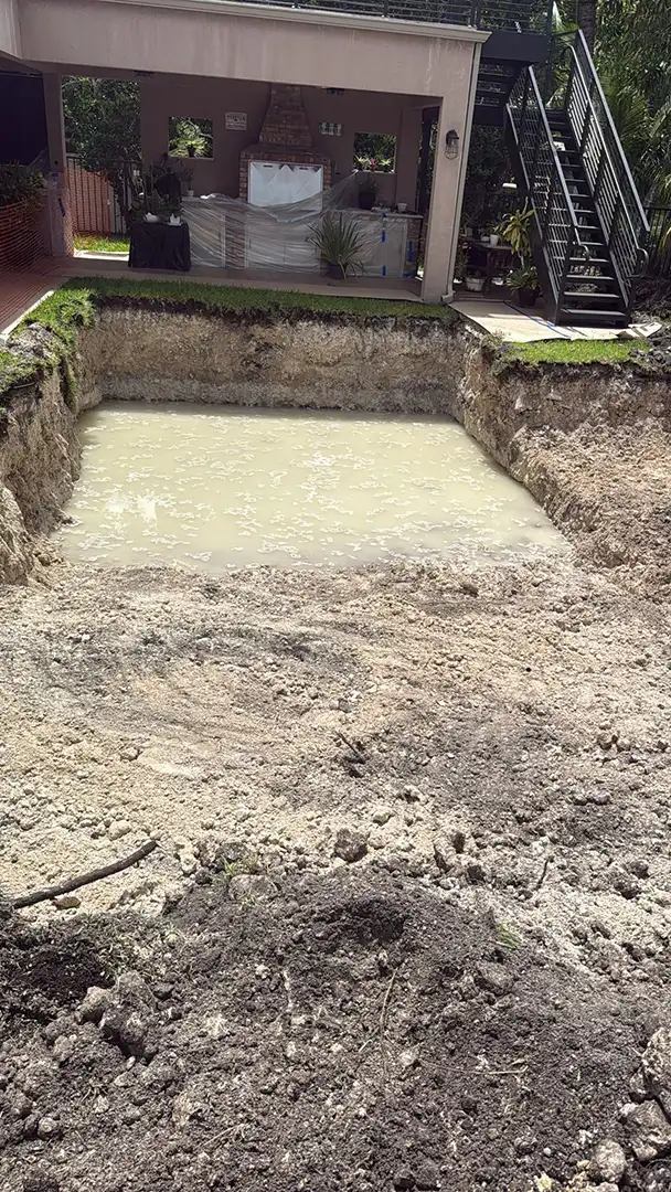 04-Weston-fl-pool construction-excavation-2