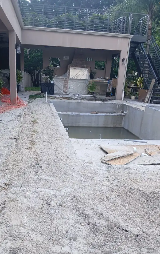 20-Weston-fl-pool construction-shotcrete-2